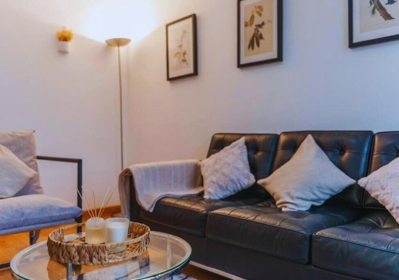 Kensington & Chelsea - Stylish Apartment In Central Лондон Екстериор снимка