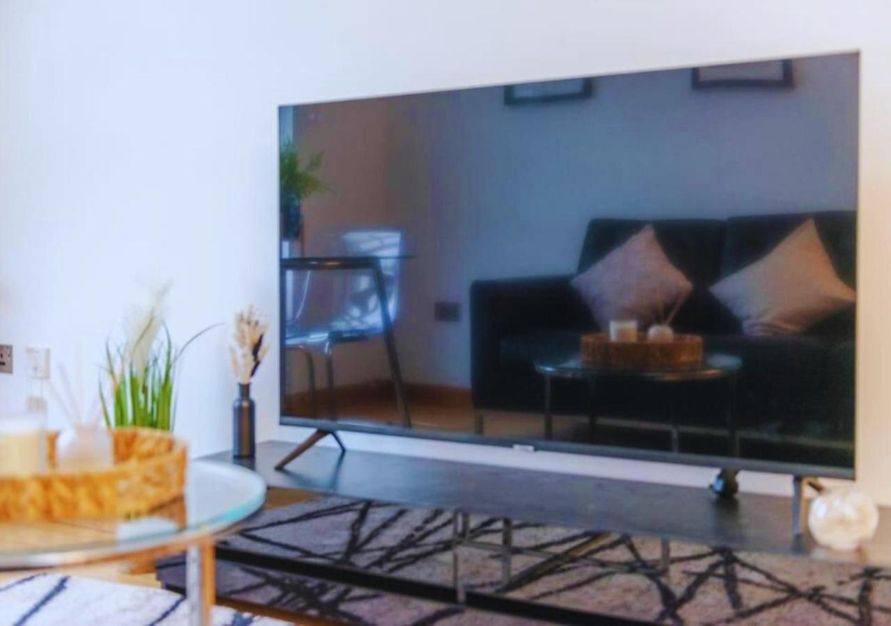 Kensington & Chelsea - Stylish Apartment In Central Лондон Екстериор снимка